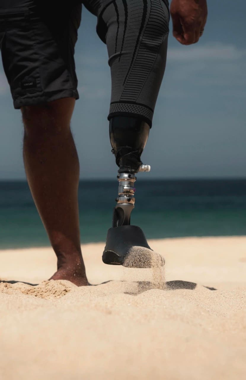 SQY Foot prosthetic foot users at the beach